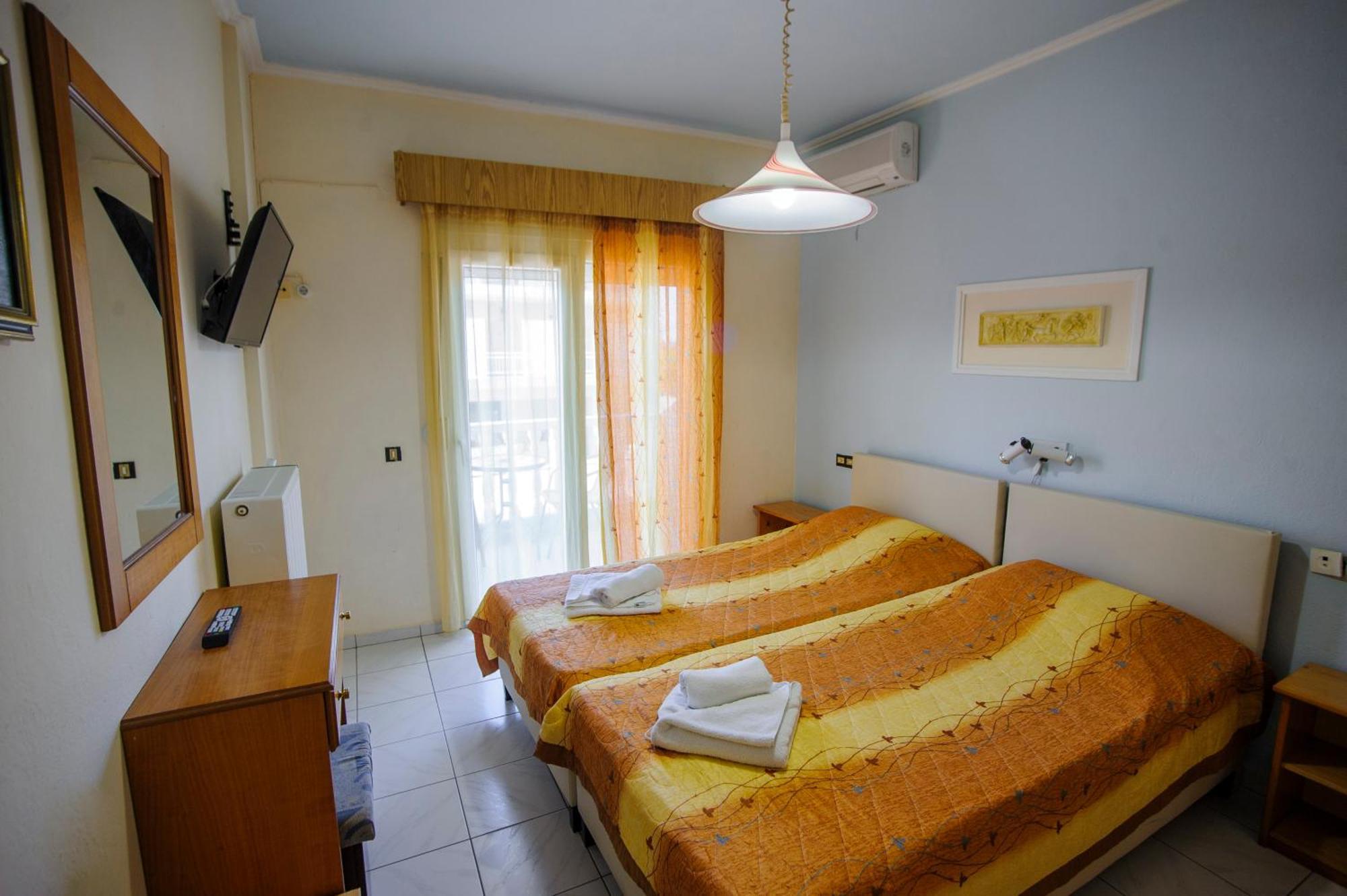 Hotel Europa Olympiakí Aktí Zewnętrze zdjęcie