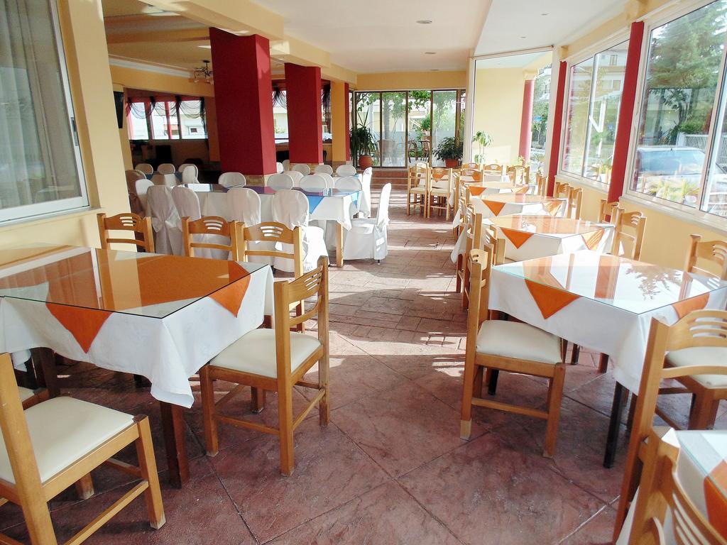 Hotel Europa Olympiakí Aktí Zewnętrze zdjęcie