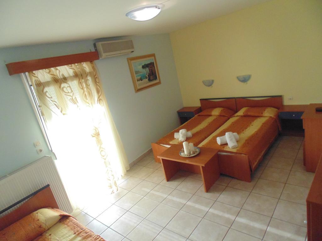 Hotel Europa Olympiakí Aktí Zewnętrze zdjęcie